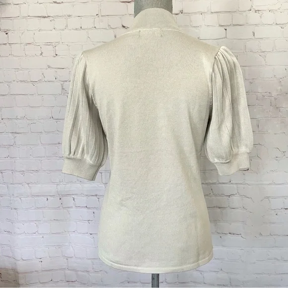 TAHARI Grey Lightweight Puffed Short Sleeve Turtleneck Sweater - Picture 3 of 6